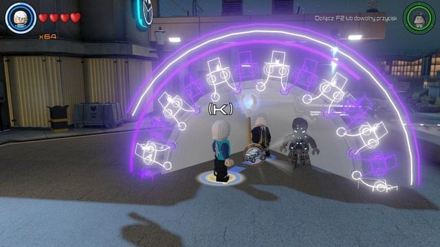 Pierwszy wyścig znajdziesz niedaleko placówki SHIELD - Stan Lee / Wyścigi | Baza S.H.I.E.L.D. - sekrety | LEGO Marvels Avengers - LEGO Marvels Avengers - poradnik do gry