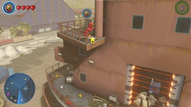 Na jednym ze statków znajdziesz zablokowane laserami wejście z konsolą w środku - Postacie | Południowa Afryka - sekrety | LEGO Marvels Avengers - LEGO Marvels Avengers - poradnik do gry