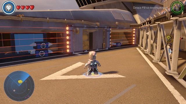 Na dziobie Hellicarriera znajdziesz miejsce pokazane na obrazku - Złote klocki | Helicarrier S.H.I.E.L.D. - sekrety | LEGO Marvels Avengers - LEGO Marvels Avengers - poradnik do gry