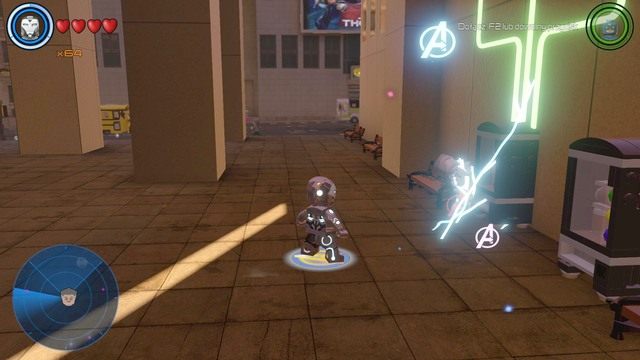 Kolejna okazja do uratowania Stana Lee znajduje się w środkowym Manhattanie, niedaleko budynku Marvela - Stan Lee w opałach | Manhattan | LEGO Marvels Avengers - LEGO Marvels Avengers - poradnik do gry