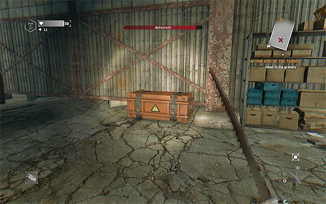 Po tym jak wejdziesz do magazynu postaraj się sprowokować bossa do jakiegoś nieudanego ataku, dzięki czemu na kilka sekund będziesz miał go z głowy - Ukryte zakończenie | Zakończenia gry | Dying Light The Following - Dying Light: The Following - poradnik do gry