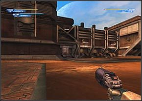 W korytarzu po prawej znajdziesz trochę amunicji - Secret Izanagi Facility | Sulferon | Unreal II The Awakening - Unreal II: The Awakening - poradnik do gry