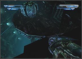 Teraz skorzystaj z jednego z dwóch korytarzy - oba łączy przecinający je, dłuższy korytarz, z dwoma robotami w środku - Scrutiny | NC962VIII | Unreal II The Awakening - Unreal II: The Awakening - poradnik do gry