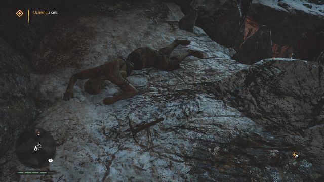 Przy ciele w celi znajdziesz szpon z pomocą którego wydostaniesz się na zewnątrz. - Na ziemie Udam (Zbieraczka Saila) | Opis przejścia | Far Cry Primal - Far Cry Primal - poradnik do gry