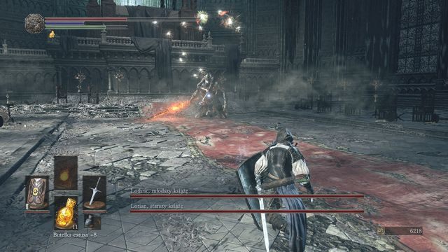 Lothric dodatkowo będzie utrudniał walkę poprzez magiczne ataki. - Lothric i Lorian | Bossowie w Dark Souls 3 - Dark Souls III - opis przejścia i sekrety