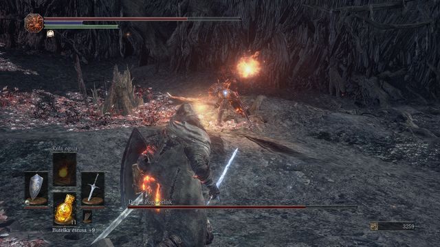 Broń, jakiej będzie używał boss, może się zmieniać w trakcie walki. - Dusza Pogorzelisk | Bossowie w Dark Souls 3 - Dark Souls III - opis przejścia i sekrety