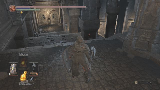 Nie daj się zaskoczyć przeciwnikowi stojącemu za ścianą, na dole. - Lochy Irithyllu | Opis przejścia Dark Souls 3 - Dark Souls III - opis przejścia i sekrety