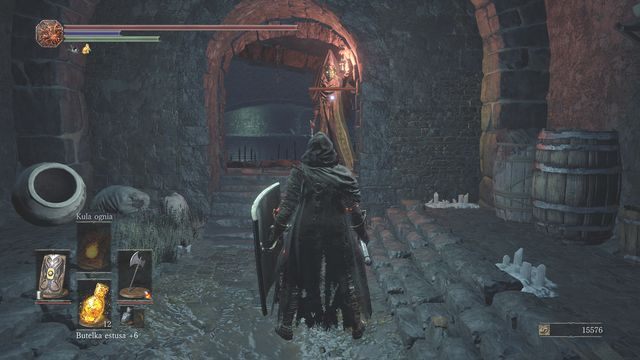 Strażnicy więzienni potrafią wysysać Twoje życie, zmniejszając jego maksymalny poziom - rozprawiaj się z nimi jak najszybciej. - Lochy Irithyllu | Opis przejścia Dark Souls 3 - Dark Souls III - opis przejścia i sekrety