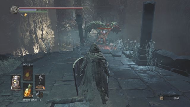 Uważaj na ataki z powietrza, atakuj w momencie, gdy gargulec się odsłania. - Zbeszczeszczona Stolica - powrót do Lochów Irithyllu | Opis przejścia - Dark Souls III - opis przejścia i sekrety