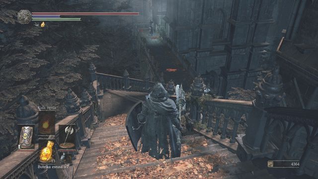 Rycerz świątynny pilnujący windy może przysporzyć kłopotów na wąskim terenie. - Ogród Zatraconego Króla | Opis przejścia Dark Souls 3 - Dark Souls III - opis przejścia i sekrety