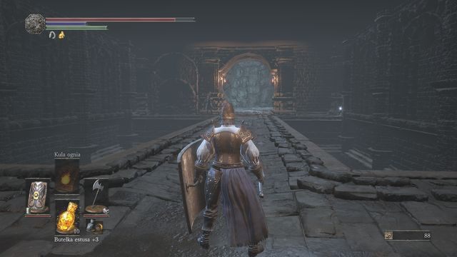 Na moście najszybciej będzie zepchnąć przeciwnika do lawy dwoma, trzema szybkimi uderzeniami. - Niegasnące Jezioro | Opis przejścia Dark Souls 3 - Dark Souls III - opis przejścia i sekrety