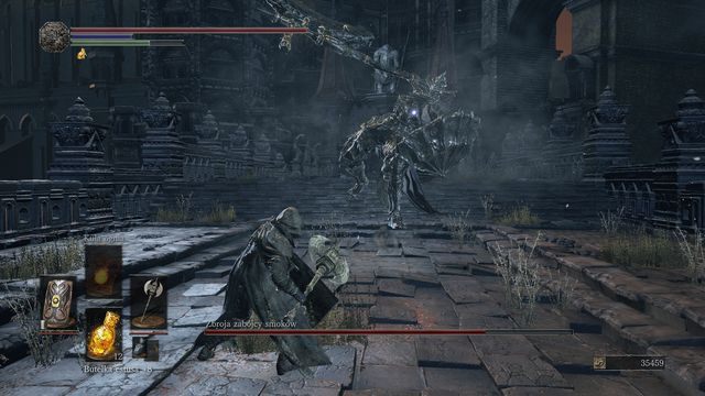 Ataki z wyskoku są zadawane i tarczą, i toporem. - Zbroja zabójcy smoków | Bossowie w Dark Souls 3 - Dark Souls III - opis przejścia i sekrety
