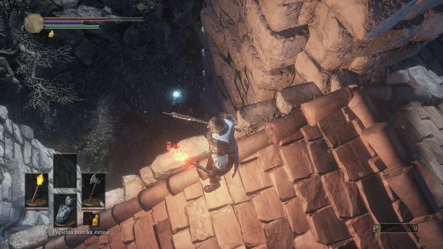 Szybko dogoń jaszczurkę, którą znajdziesz na dole. - Kapliczka Zjednoczenia - wieża | Opis przejścia Dark Souls 3 - Dark Souls III - opis przejścia i sekrety