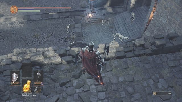 Zaraz pod bramą natkniesz się na pierwszych przeciwników. - Osada Nieumarłych - Początek | Opis przejścia Dark Souls 3 - Dark Souls III - opis przejścia i sekrety