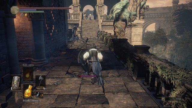 Pokazana na screenie ścieżka jest bardzo dobrze chroniona - Katedra Głębin - na zewnątrz | Opis przejścia Dark Souls 3 - Dark Souls III - opis przejścia i sekrety