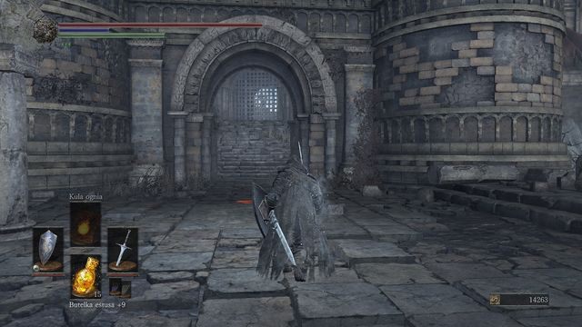 Przed wejściem za bramę pozbieraj rozrzuone w okolicy przedmioty. - Szczyt Arcysmoków | Opis przejścia Dark Souls 3 - Dark Souls III - opis przejścia i sekrety