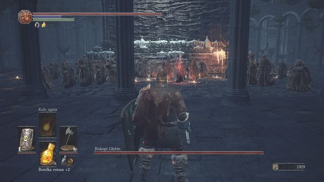 Zaraz po wejściu na arenę zwróć uwagę, że tylko jeden biskup świeci czerwoną poświatą. - Biskupi Głębin | Bossowie w Dark Souls 3 - Dark Souls III - opis przejścia i sekrety