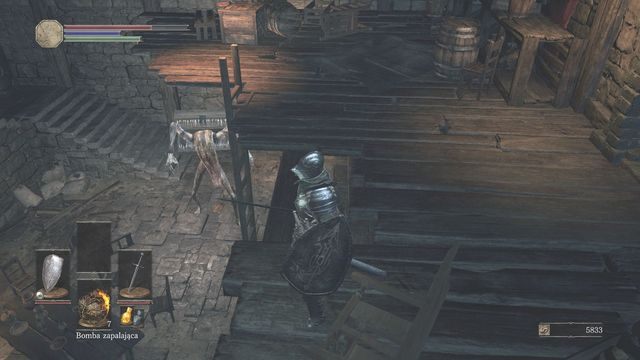 Uwaga: Możesz spróbować obudzić mimika atakiem i szybko wybiec po drabinie (screen) - Wysoka Ściana Lothric | Opis przejścia Dark Souls 3 - Dark Souls III - opis przejścia i sekrety