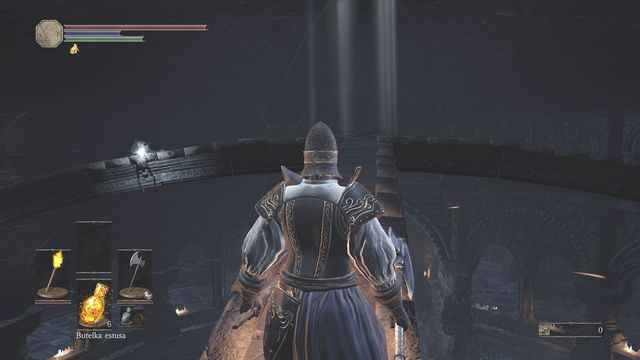 Ostrożnie przejdź po znajdujący się przy przewieszonym ciele Fragment estusa. - Jak dostać się na dach Kapliczki Zjednoczenia bez kupowania klucza? | Pytania i odpowiedzi - Dark Souls III - opis przejścia i sekrety
