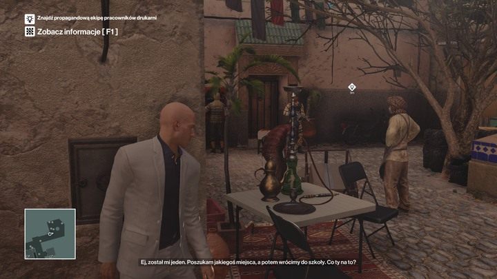 Frontalny atak jest niemożliwy - drukarzy pilnuje elitarny żołnierz. - Hitman: Zamordowanie Rezy Zaydana, Marrakesz - Złota klatka | Solucja - Hitman - poradnik do gry