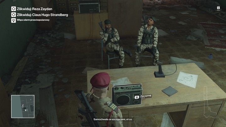 Obiekt radia bardzo często się buguje - uruchom misję ponownie, jeśli nie widzisz go w tym miejscu. - Hitman: Zamordowanie Rezy Zaydana, Marrakesz - Złota klatka | Solucja - Hitman - poradnik do gry