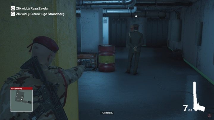 Nie wahaj się - w beczkę musisz strzelić kilka razy, zanim zabije spiskowców. - Hitman: Zamordowanie obu celów naraz, Marrakesz - Złota klatka | Solucja - Hitman - poradnik do gry