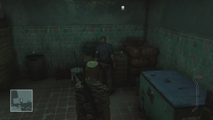 Majster pojawia się czasem w magazynie - to tu najłatwiej zdobyć jego przebranie. - Hitman: Przebrania, Marrakesz - Złota klatka | Solucja - Hitman - poradnik do gry