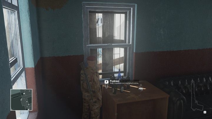 Słoik z pigułkami ze śmiertelną trucizną znajdziesz w gabinecie Zaydana. - Hitman: Ważne przedmioty, Marrakesz - Złota klatka | Solucja - Hitman - poradnik do gry