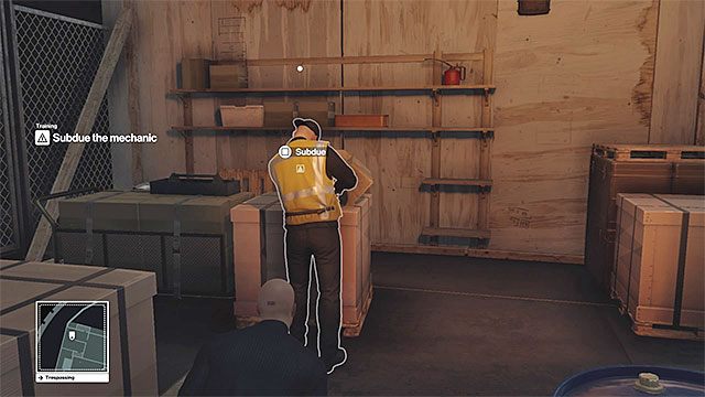 Ogłusz mechanika i zabierz jego strój - Hitman: Trening | Prolog - Hitman - poradnik do gry