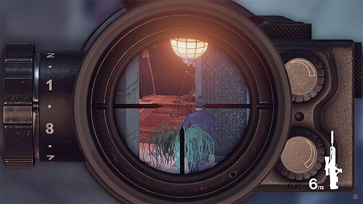 Po zabraniu karabinu dotrzyj z nim na dach, na którym ma odbyć się spotkanie Mendoli i Kwanga - Wspólne metody eliminacji celów misji | Marrakesz - Dom z piasku | Hitman - Hitman - poradnik do gry