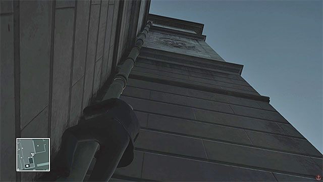 Warto wdrapać się po rynnie żeby szybko dotrzeć na poziom 3 - Hitman: Zamordowanie Viktora i Dalii, Paryż - The Showstopper | Solucja - Hitman - poradnik do gry