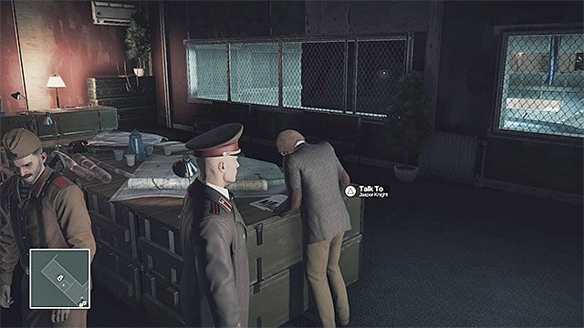 Spotkaj się z Knightem w przebraniu oficera KGB - Zamordowanie Knighta | Egzamin końcowy | Solucja Hitman - Hitman - poradnik do gry