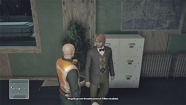 Nakłoń Knighta żeby udał się z Agentem 47 do hangaru - Zamordowanie Knighta | Egzamin końcowy | Solucja Hitman - Hitman - poradnik do gry