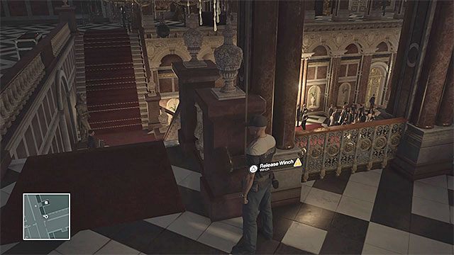 W pałacu znajduje się mnóstwo żyrandoli, które można zrzucić na przebywające pod nimi osoby, aczkolwiek wybranie tego najlepszego nie jest takie łatwe - Hitman: Zamordowanie Viktora Novikova, Paryż - The Showstopper | Solucja - Hitman - poradnik do gry