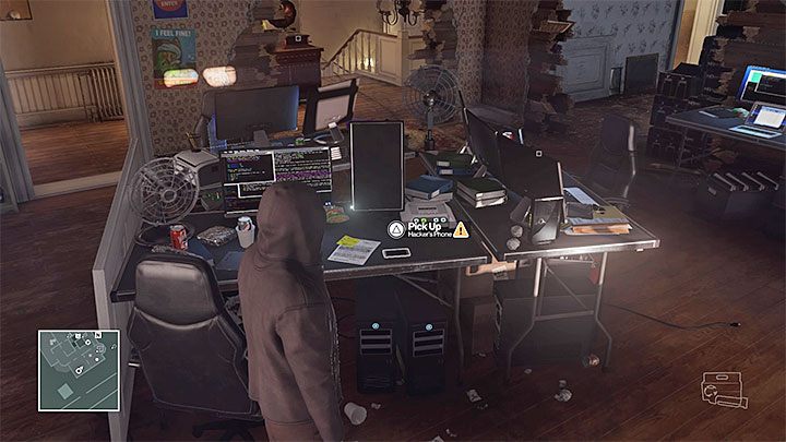 Zaczekaj aż będzie bezpiecznie, by zabrać telefon - Ważne przedmioty | Kolorado - Bojownicy o wolność | Solucja Hitman - Hitman - poradnik do gry