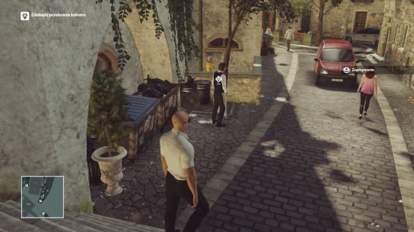 Ogłusz palącego kelnera, a następnie wrzuć do go do kontenera na śmieci - Hitman: Zamordowanie Silvio Caruso, Sapienza - Świat Jutra | Solucja - Hitman - poradnik do gry