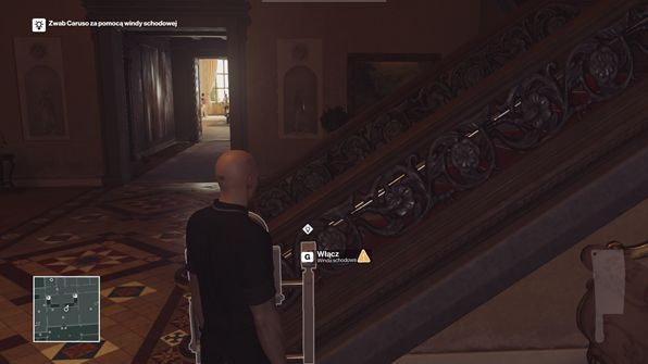 Włącz windę schodową i wróć do pokoju zmarłej matki - Hitman: Zamordowanie Silvio Caruso, Sapienza - Świat Jutra | Solucja - Hitman - poradnik do gry