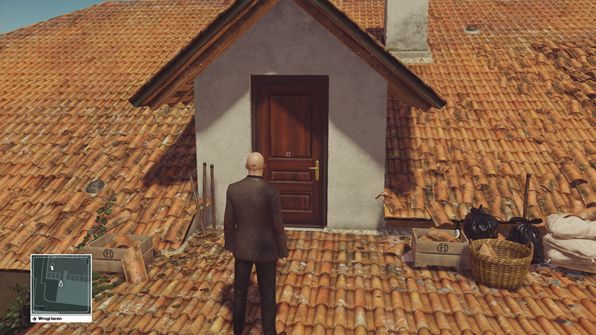 Wejdź na poddasze i podsłuchaj rozmowy o sejfie - Hitman: Zamordowanie Francesci De Santis, Sapienza - Świat Jutra | Solucja - Hitman - poradnik do gry