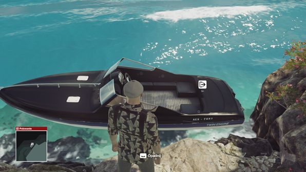 Czarna motorówka zacumowana jest niedaleko ruin starego zamku - Hitman: Opuszczenie obszaru misji, Sapienza - Świat Jutra | Solucja - Hitman - poradnik do gry