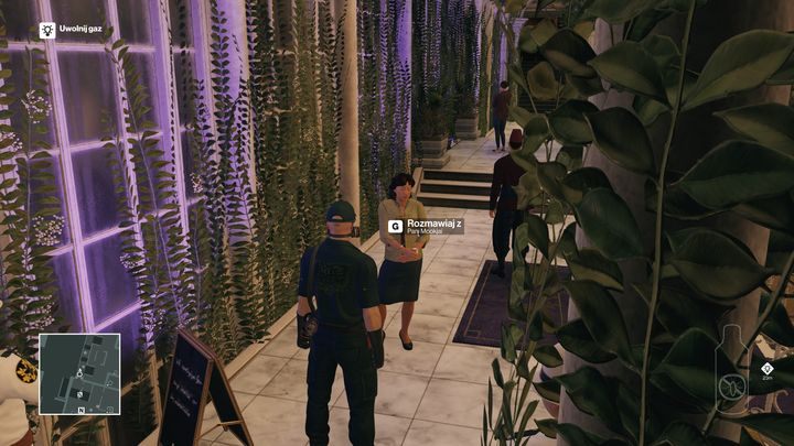 Panią Mookjai znajdziesz w głównym holu lub na tyłach hotelu. - Zamordowanie Jordana Crossa | Bangkok - Klub 27 | Solucja Hitman - Hitman - poradnik do gry