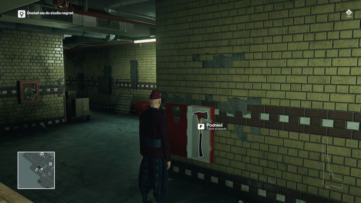 Na korytarzach hotelu Himmapan można znaleźć kilka gablot z toporami strażackimi. - Ważne przedmioty | Bangkok - Klub 27 | Solucja Hitman - Hitman - poradnik do gry