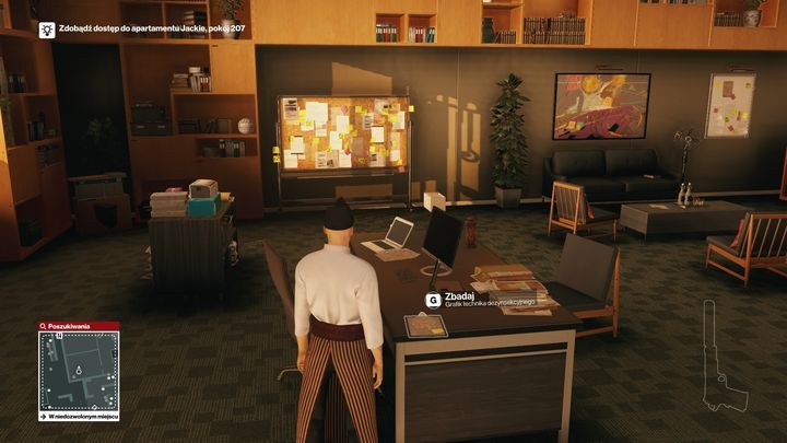 Grafik znajduje się na biurku samej kierowniczki, pani Mookjai. - Ważne przedmioty | Bangkok - Klub 27 | Solucja Hitman - Hitman - poradnik do gry