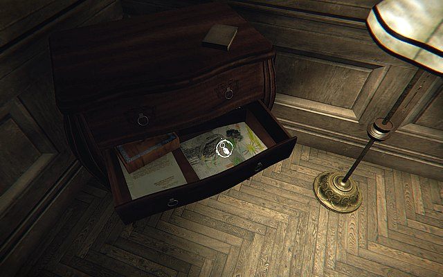 Przejdź przez drzwi i skieruj się w korytarz po lewej - Krok 4 - Pędzel | Opis przejścia Layers of Fear - Layers of Fear - poradnik do gry