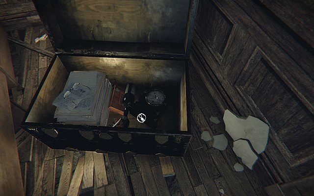 Podejdź do skrzynki i ją otwórz - wewnątrz znajdziesz zegar, który uruchamia echo z przeszłości - Krok 5 - Dotyk | Opis przejścia Layers of Fear - Layers of Fear - poradnik do gry