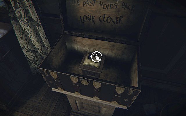 Wewnątrz znajdziesz pierścionek, który jednocześnie uruchomi sekwencję pierwszego echa - Krok 1 - Płótno | Opis przejścia Layers of Fear - Layers of Fear - poradnik do gry