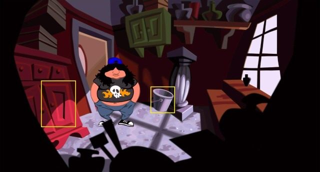 Po prawej stronie znajdują się drzwi do pomieszczenia gospodarczego - Pozyskaj składniki do produkcji super-baterii | Opis przejścia - Day of the Tentacle: Remastered - poradnik do gry