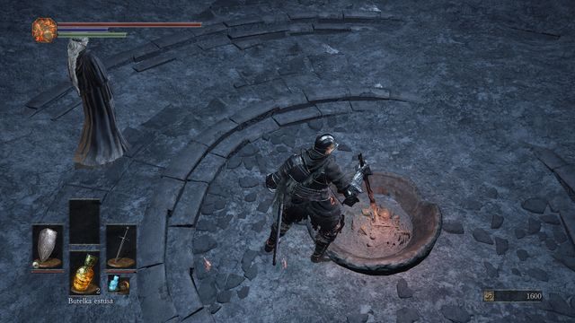 Zaraz po tym możesz wbić miecz w miejsce na ognisko (screen), znajdujące się tuż obok Strażniczki ognia - 3. Kapliczka Zjednoczenia w Dark Souls 3 - Dark Souls III - opis przejścia i sekrety