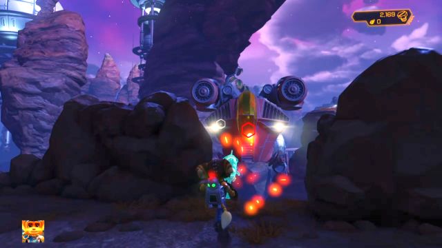 Starcie ze statkiem Blargów to swoista potyczka z mini-bossem. - Ratchet & Clank: Planeta Veldin - solucja, opis przejścia, wszystkie zadania - Ratchet & Clank - poradnik do gry