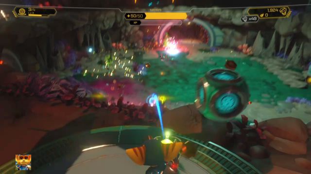 Atakuj wrogów będąc na wzniesieniu. - Ratchet & Clank: Planeta Rilgar - solucja, opis przejścia, wszystkie zadania - Ratchet & Clank - poradnik do gry