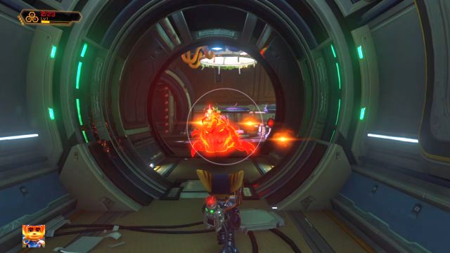 Predator doskonale radzi sobie z tym typem wrogów. - Ratchet & Clank: Planeta Nebula G34 - solucja, opis przejścia, wszystkie zadania - Ratchet & Clank - poradnik do gry